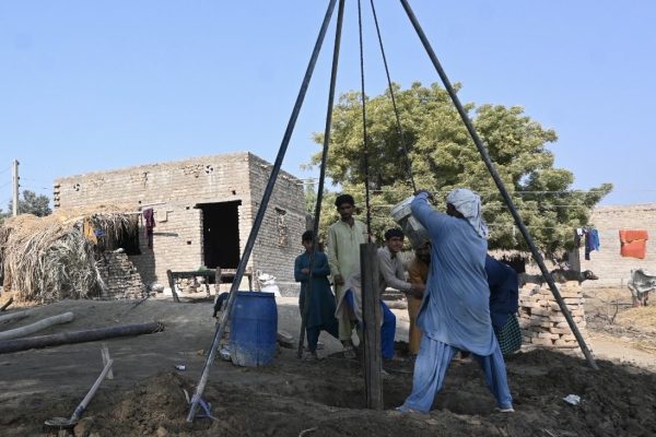 9adf6a5d-2927-4663-863c-7821f9f9ab24